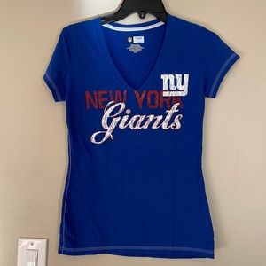 New York Giants NFL womens v neck Tshirt medium